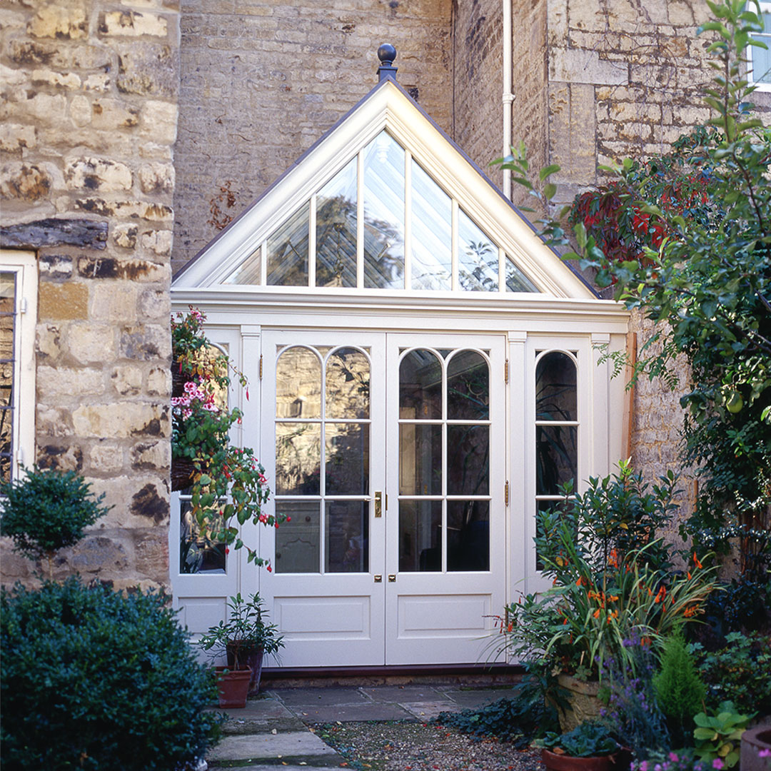 Small decorative conservatory extension