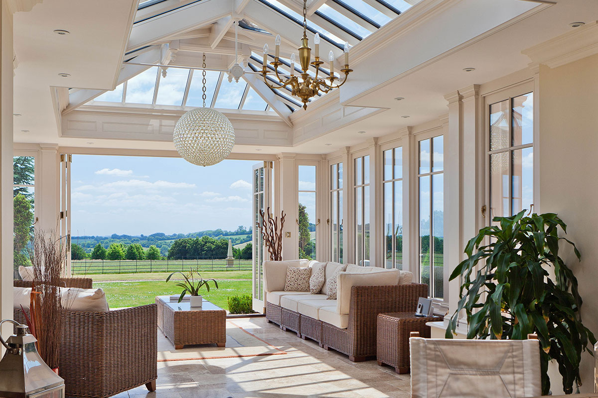 Sunroom with light colours