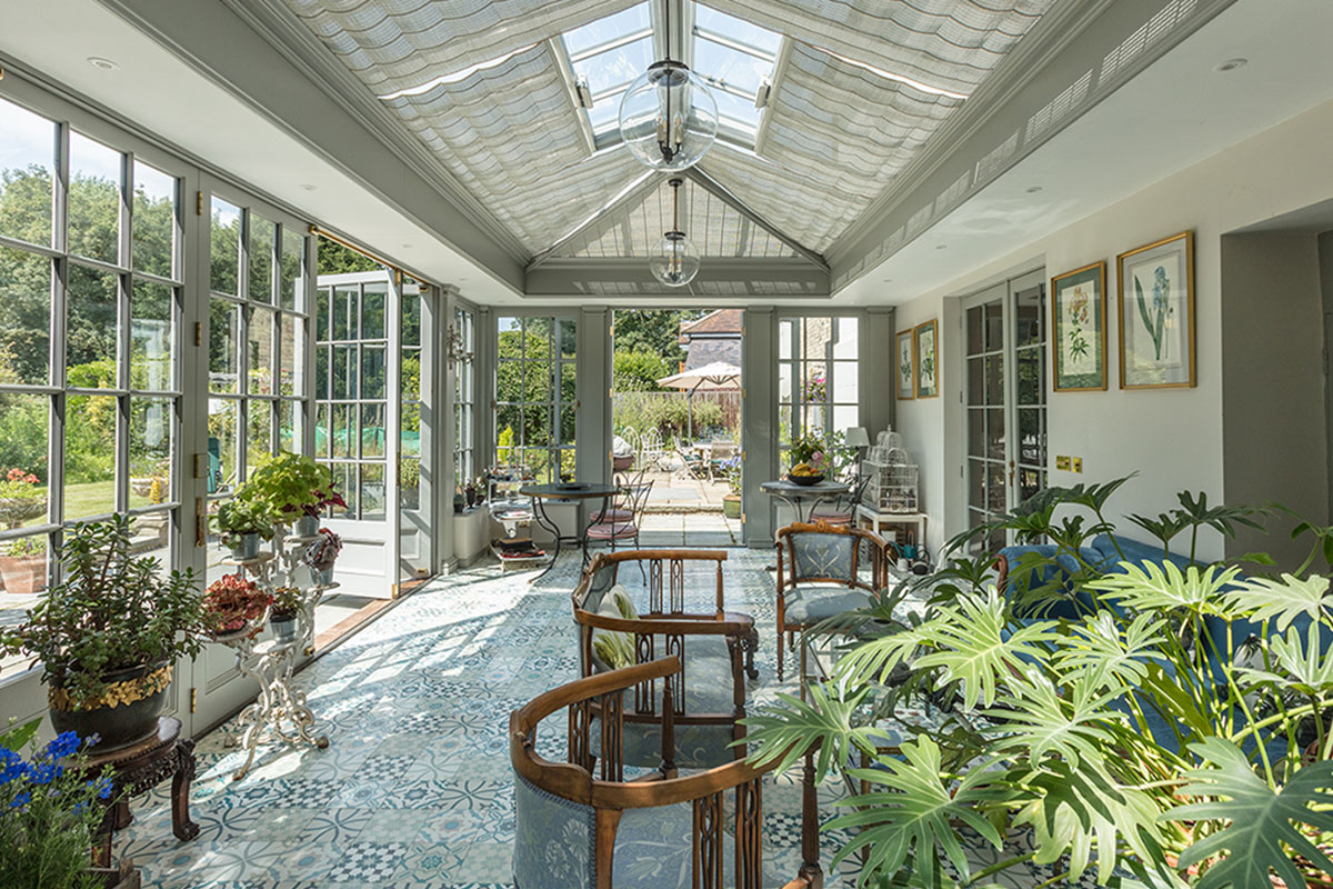 Mediterranean feel sunroom