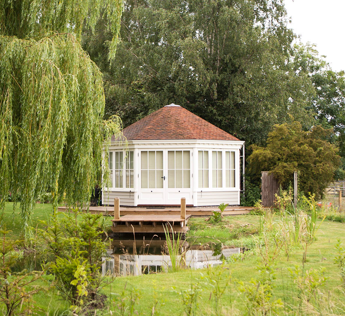 Freestanding garden room extension